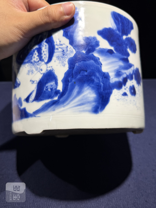 明崇祯 青花“罗汉讲经”图三足炉 - 图19